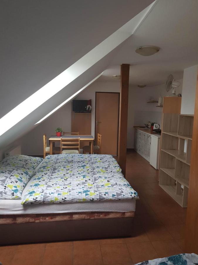 Penzion U Polenu Třeboň Extérieur photo